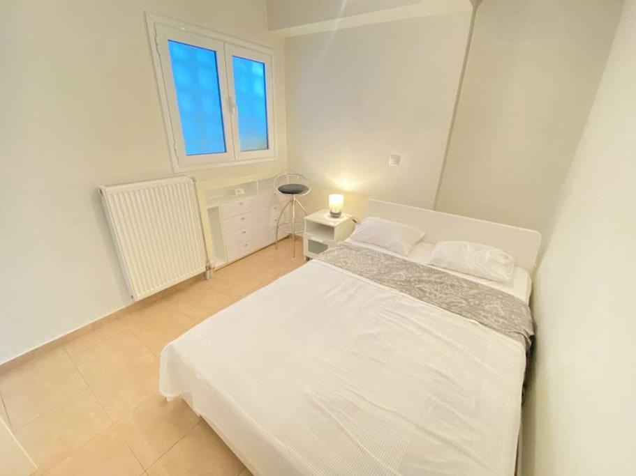 Cozy 2 Room Apartment With Garden Near Athens Air-Port Artemida  Exterior photo