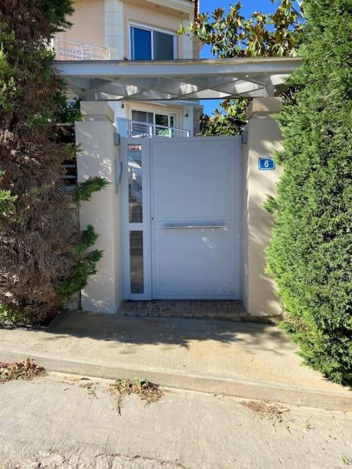 Cozy 2 Room Apartment With Garden Near Athens Air-Port Artemida  Exterior photo